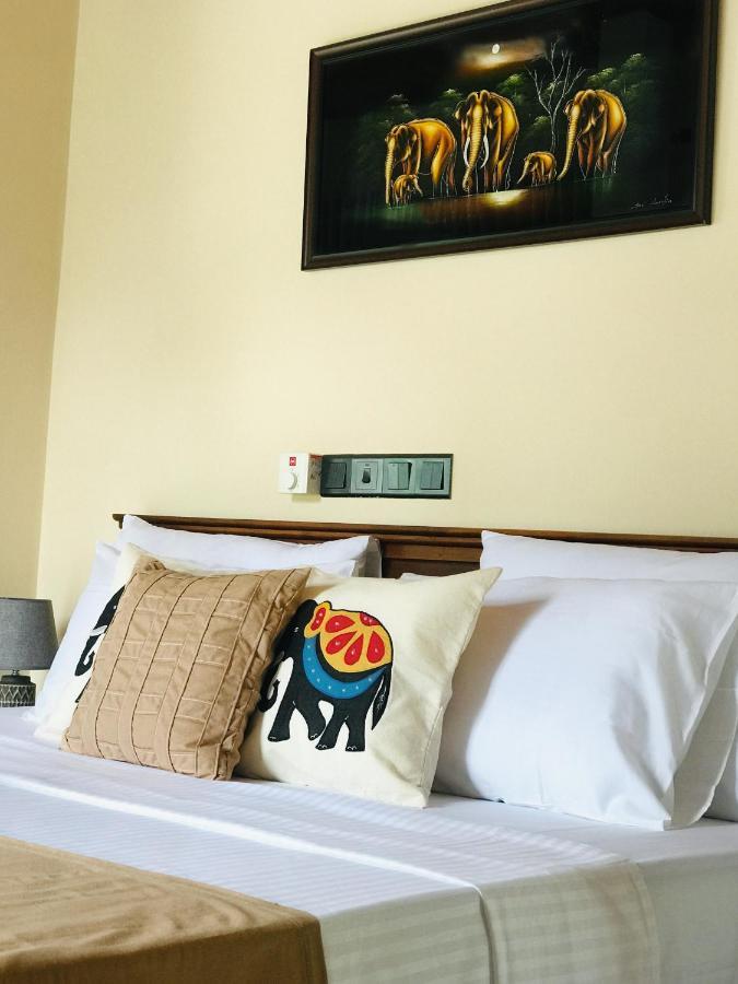 Tranquil Quarter Hotel Kandy Ngoại thất bức ảnh